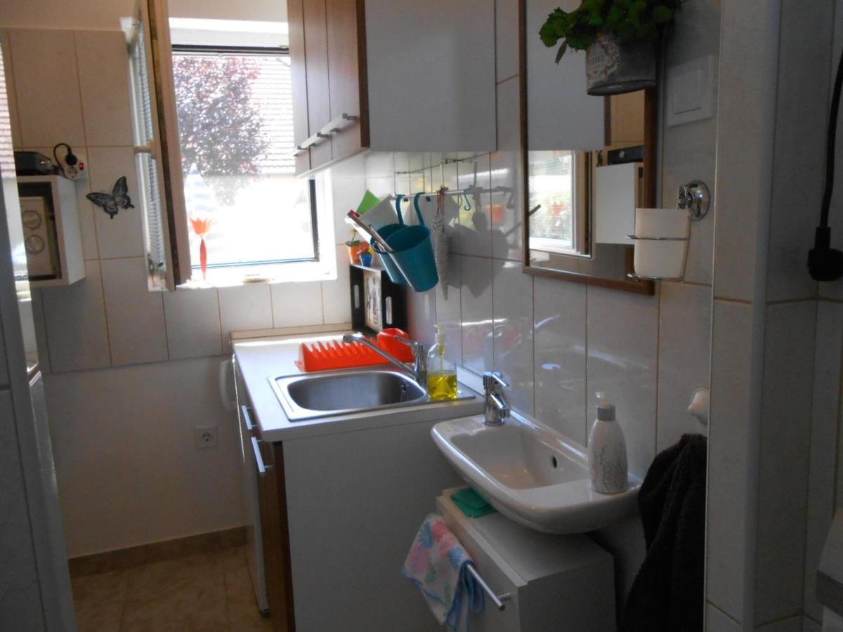 Zsoka Apartman Hajduszoboszlo Exterior photo